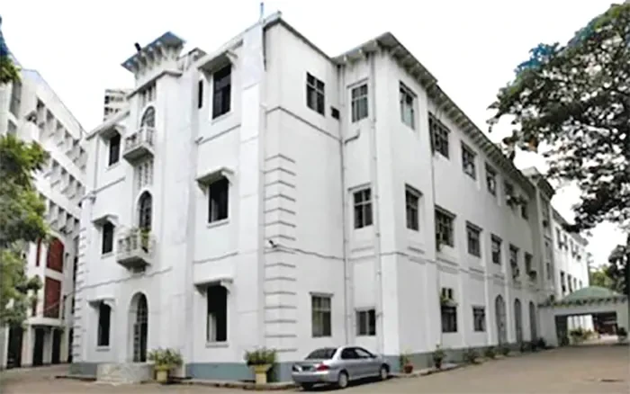 ঢাকার বিদেশ মন্ত্রণালয় কার্যত অভিভাবক শূন্য!